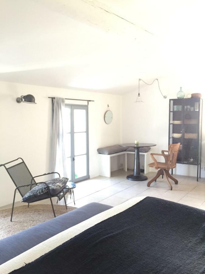 Suite Sur La Sorgue L'Isle-sur-la-Sorgue Exterior photo